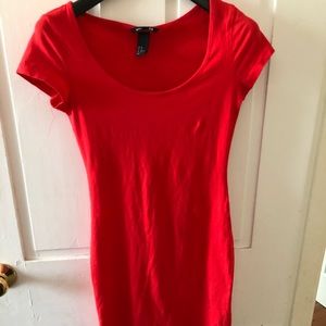 Red short sleeve bodycon dress